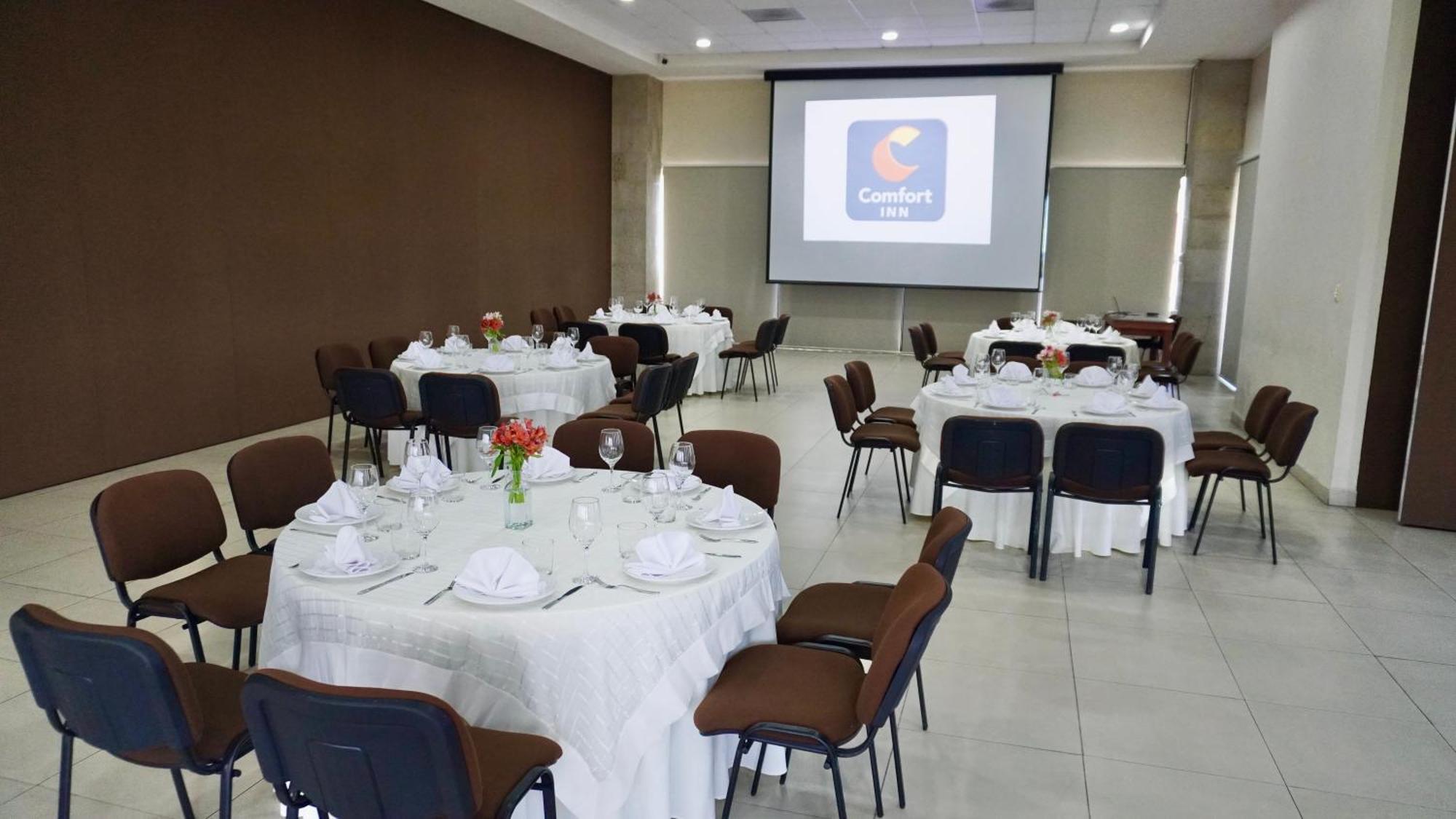 Comfort Inn Córdoba Extérieur photo